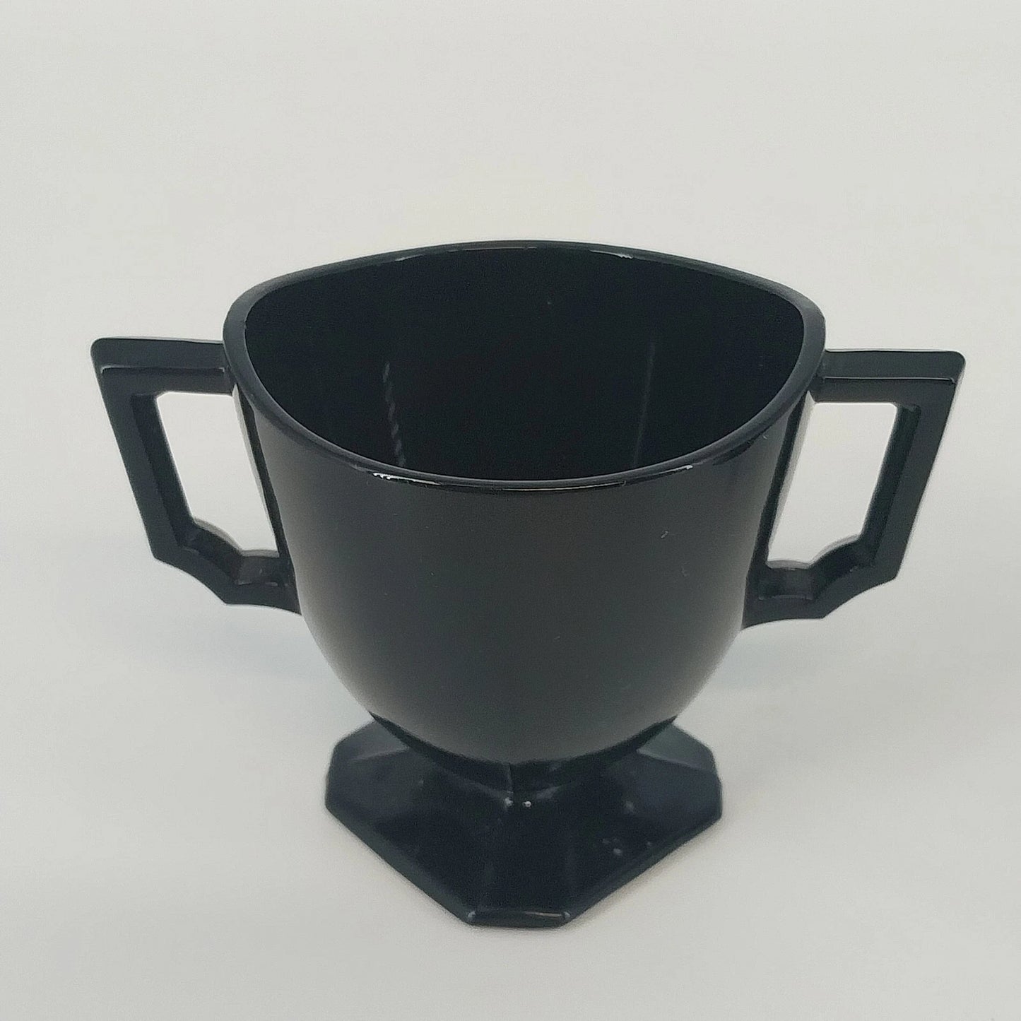 LE Smith Black Glass Cream Sugar Set Double Shield Pattern Square Base Vintage