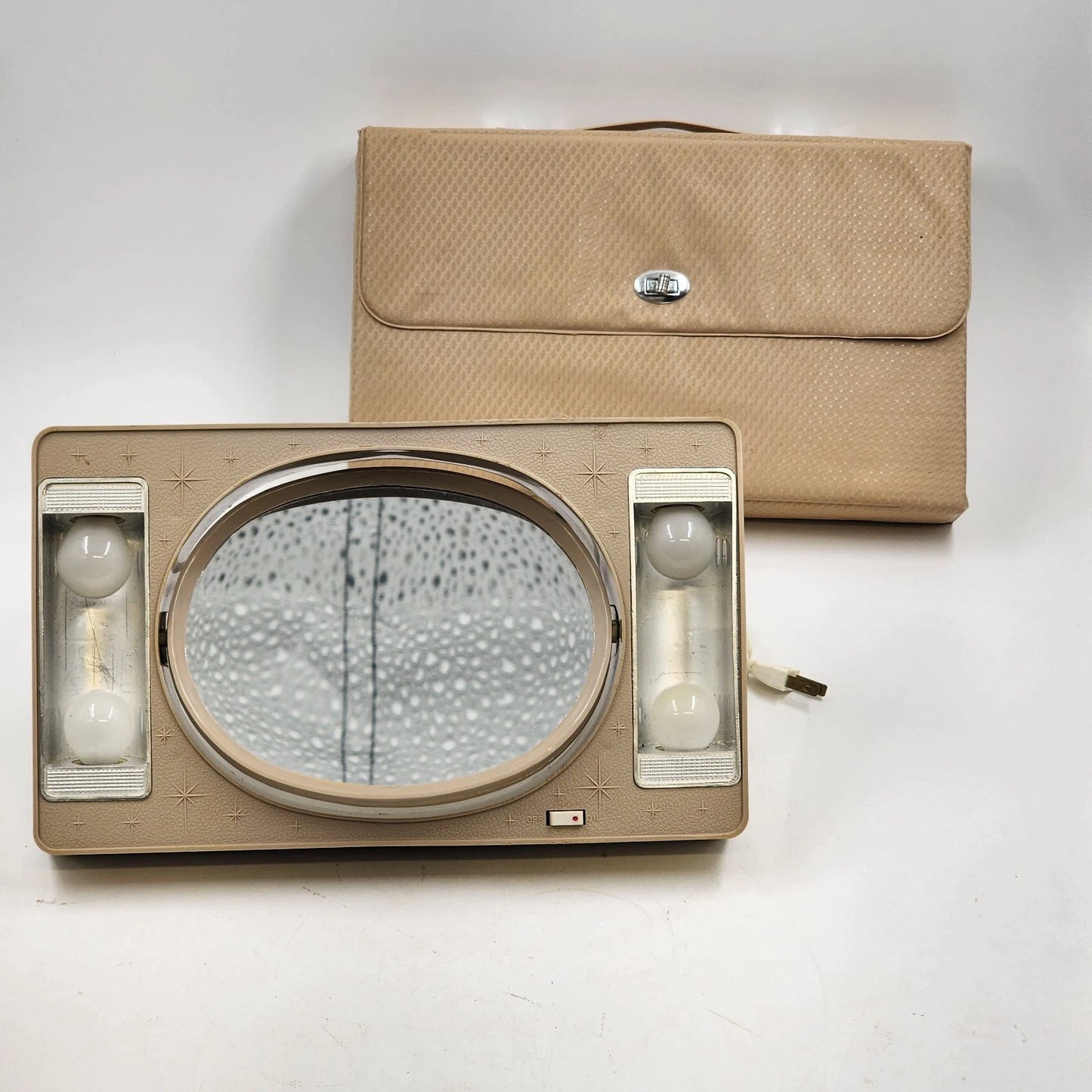 Lighted Makeup Mirror Magnifying / Standard Starburst Kitsch Glam Beige Case