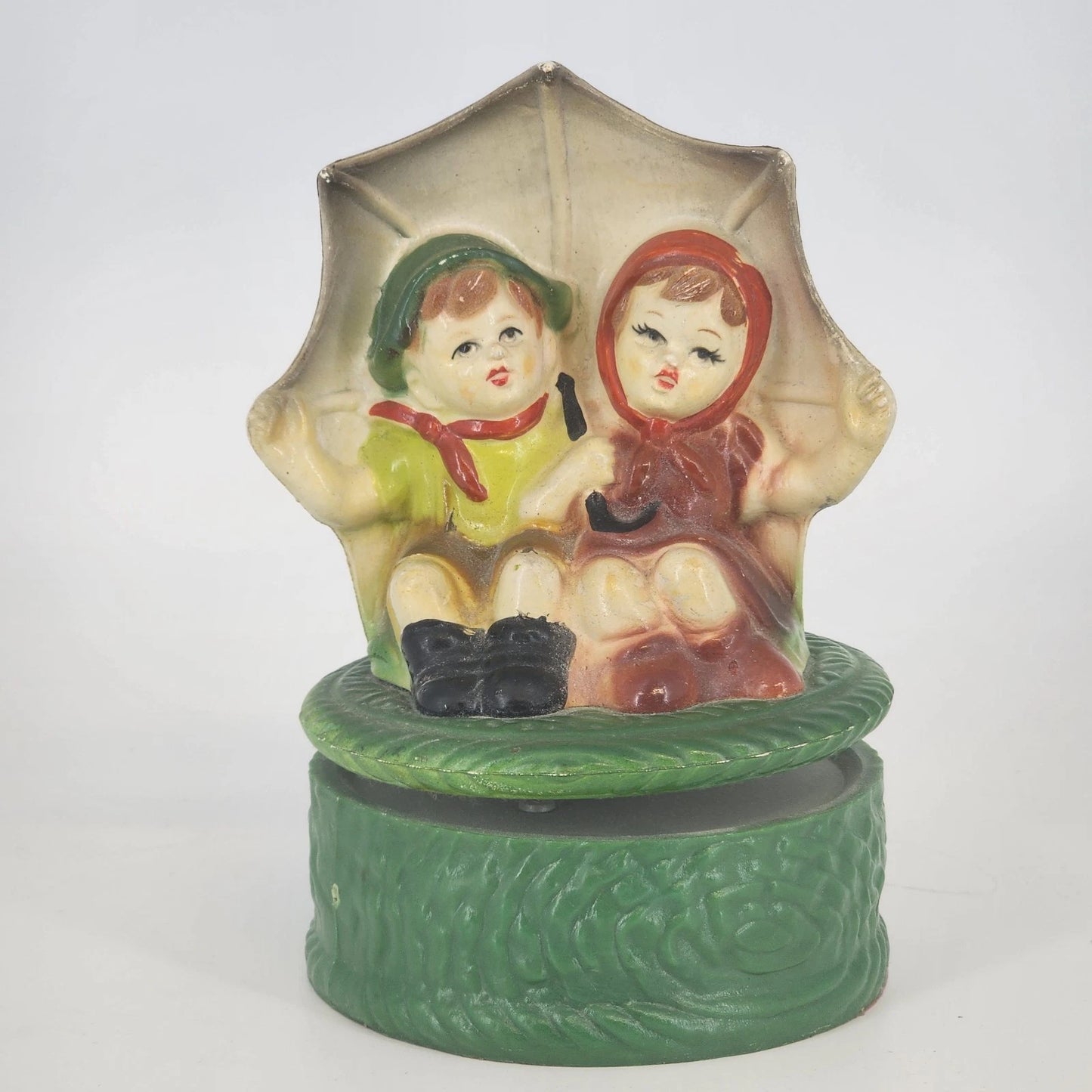 Boy Girl Umbrella Figurine Music Box Rotates Hummel-Style LARA'S THEME Vintage