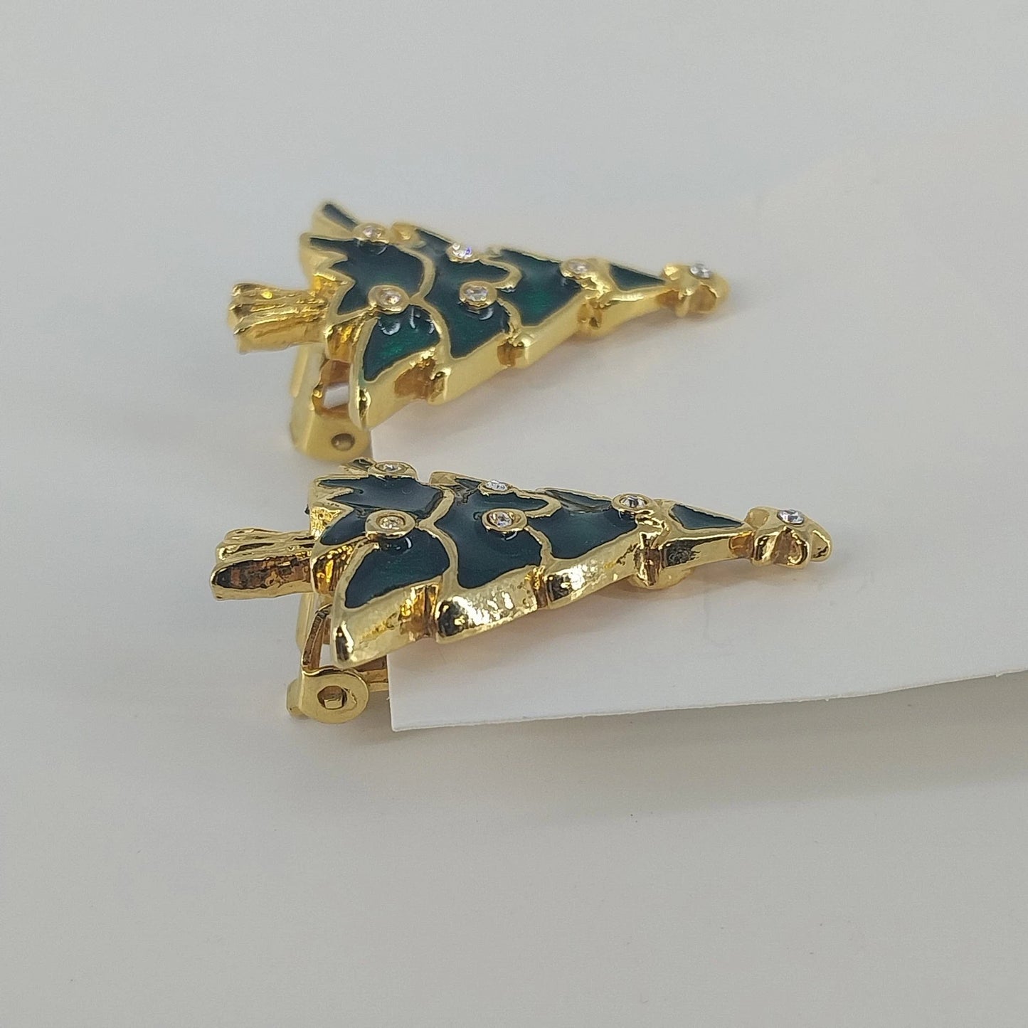 Christmas Tree Clip On Earrings Green Gold Tone Rhinestone Vintage Holiday 1990s