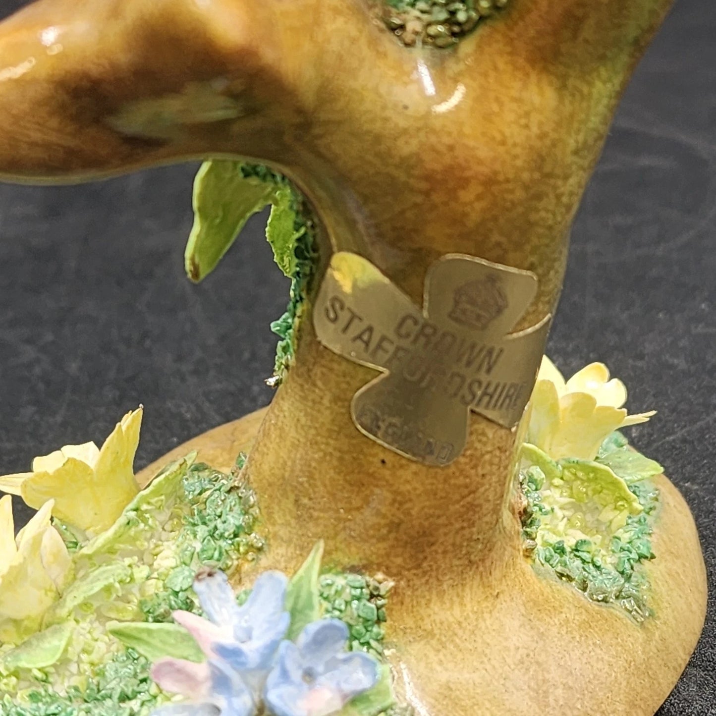 Crown Staffordshire Robin No 5 Figurine J T Jones Fine Bone China England Vtg