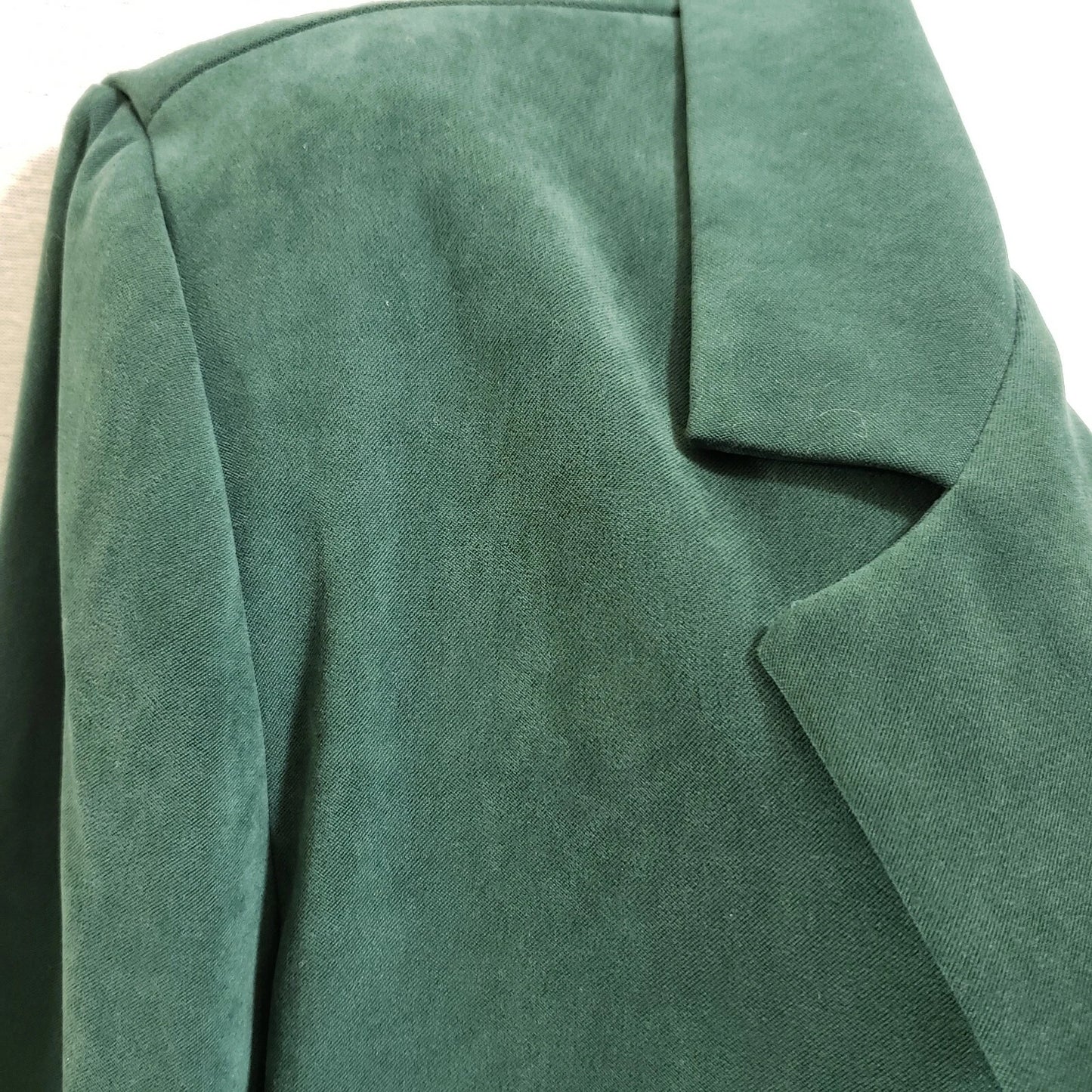 Briggs Blazer Jacket Women’s 12P Soft Green Button Up Shoulder Pads Classic