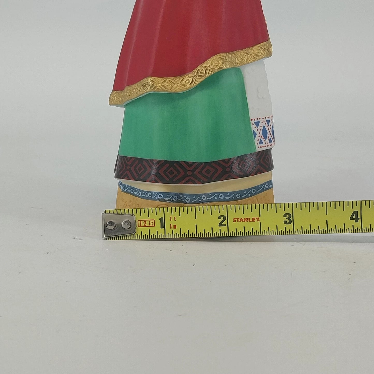Lenox International Bride Collection Anastasia Fine Porcelain Figurine 1990