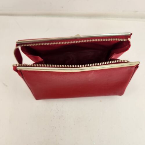 Red Vinyl Make-Up Case 1970s Cosmetiques Zip-Top Triangle Vintage Mirror Travel