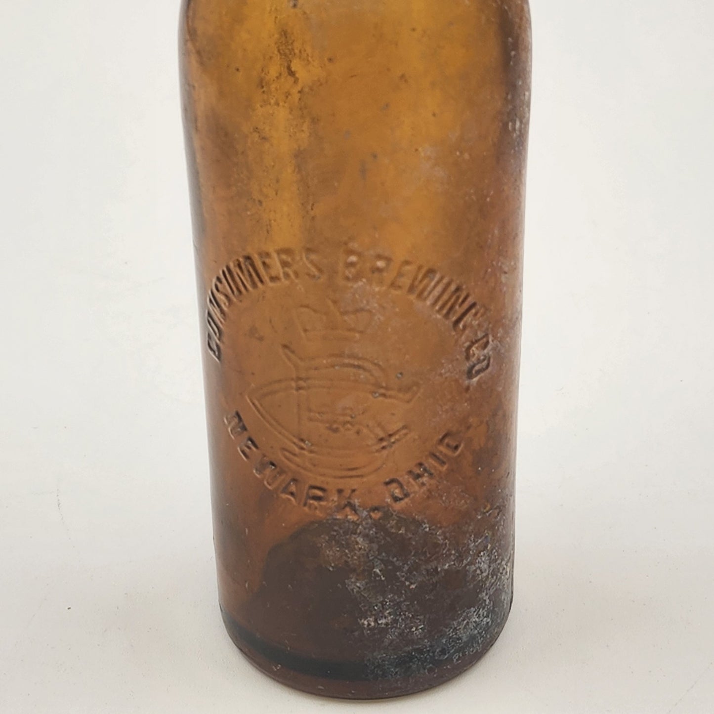 Consumers Brewing Co Beer Bottle Empty Dark Amber Embossed 9" Newark Ohio 1870's