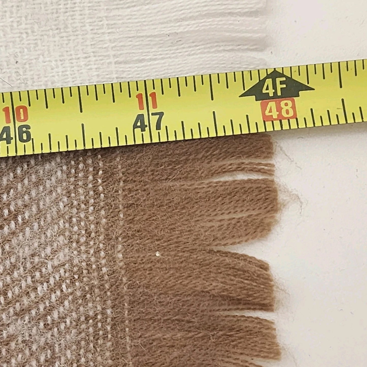 Celvin Tan White Beige Cashmere Feel Scarf Fringe Japan