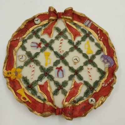 Popular Imports T1261 Mini Tea Set 1994 Christmas Wreath Polystone Resin