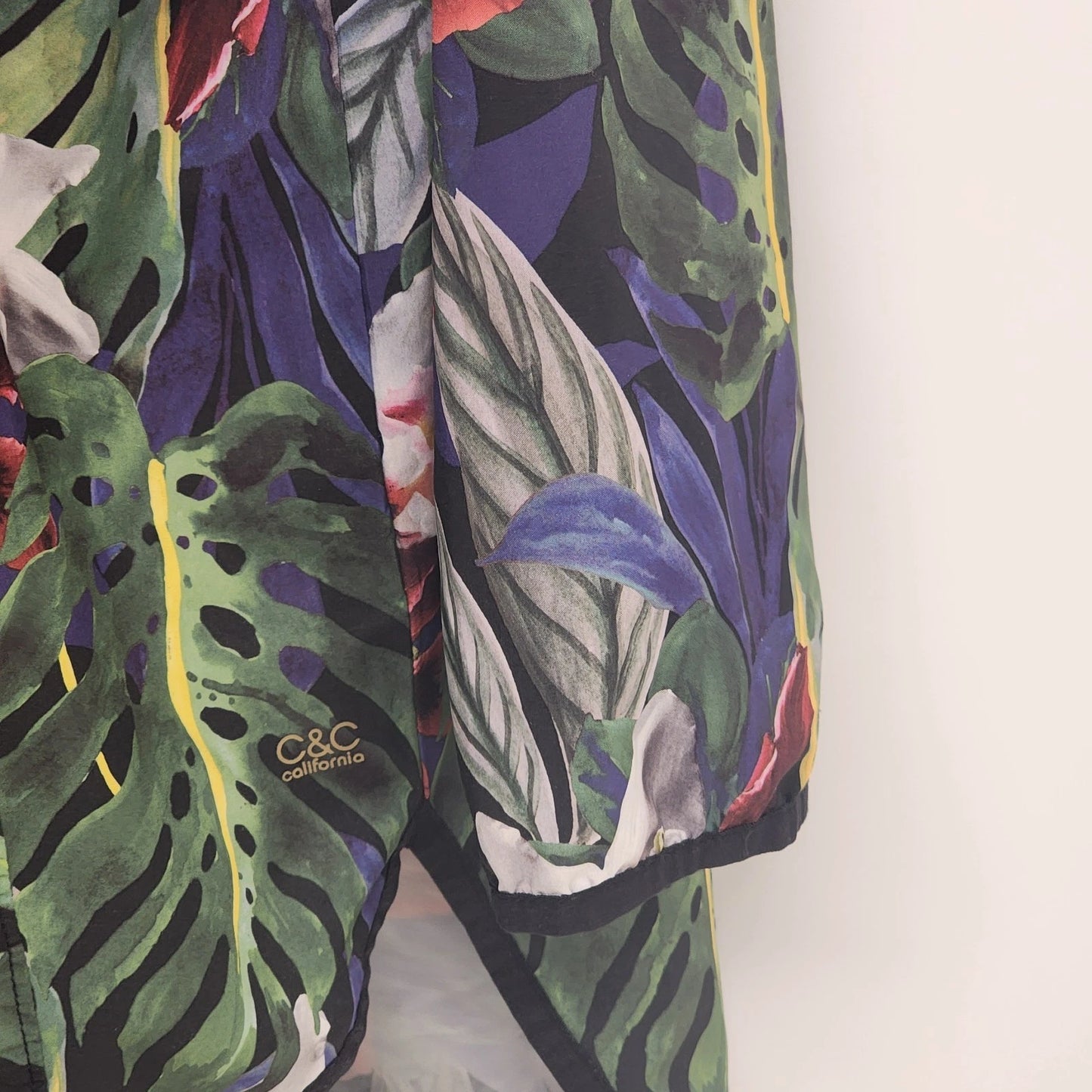 C&C California XL Floral Hooded Jacket Drawstring Windbreaker