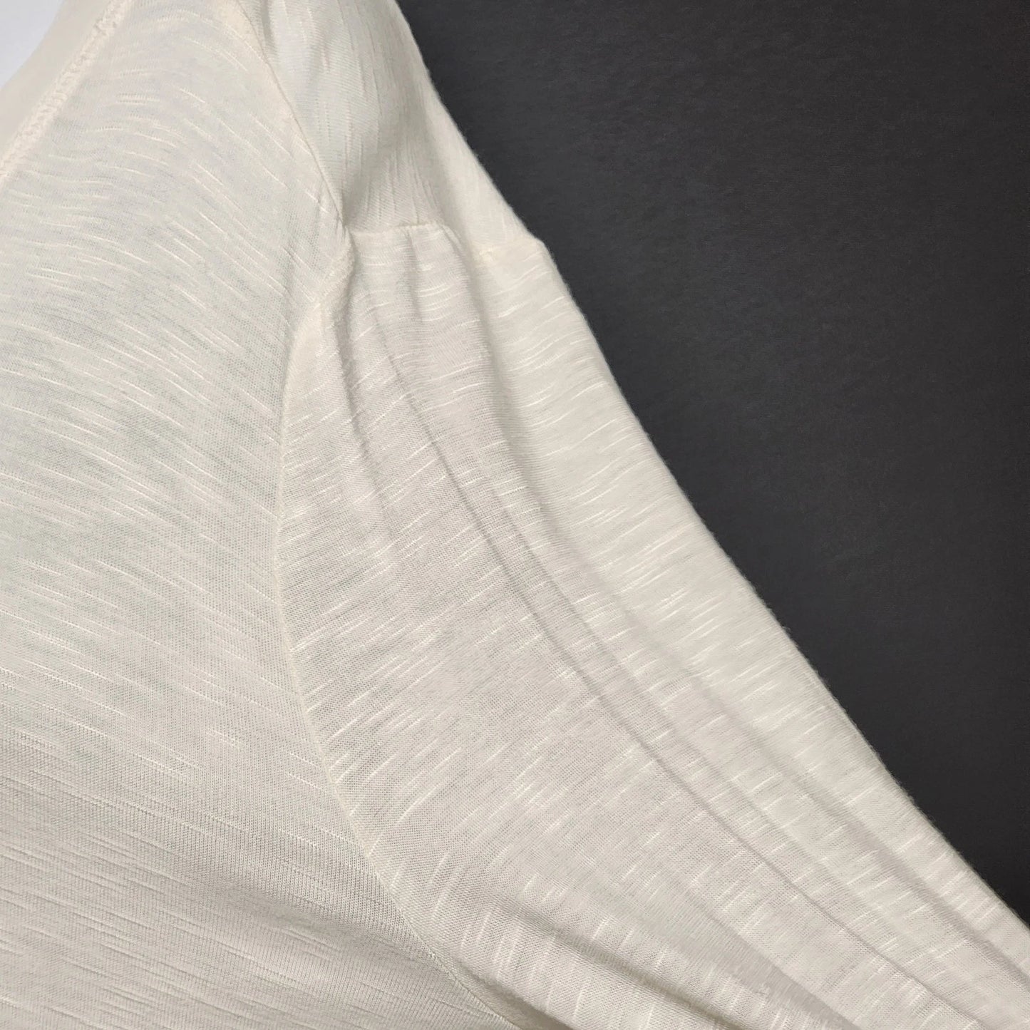 Pullover Tunic Top Chelsea & Theodore Women's Medium White Rayon Spandex Stretch