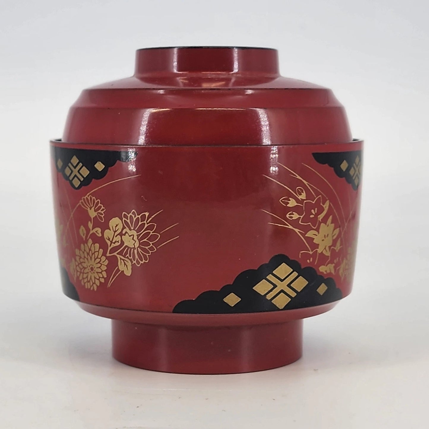 Japanese Lacquerware Red Rice Bowl with Lid Chrysanthemum Floral Gold Trim 4"x4"