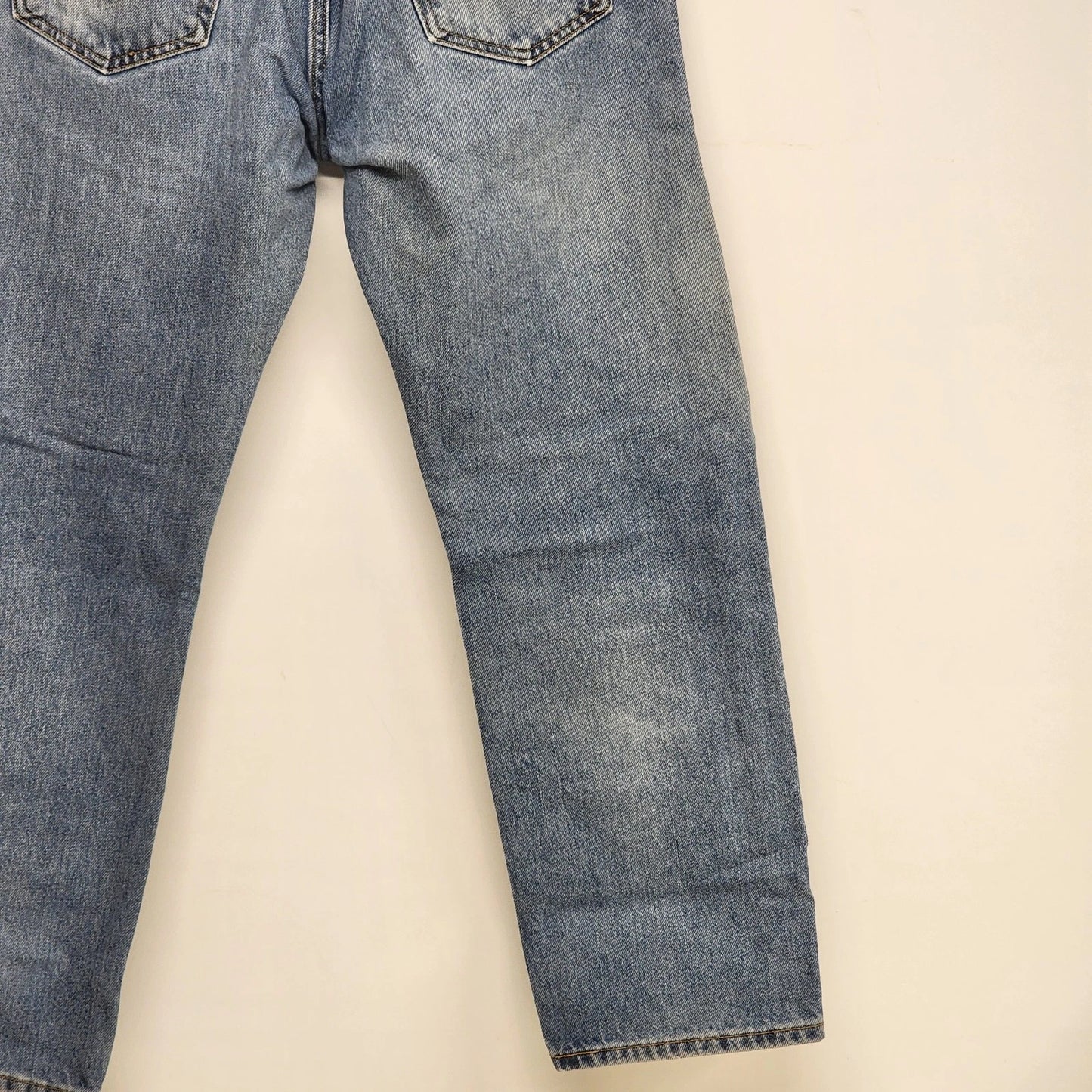 Levi’s 505 Men's Straight Fit Jeans 32x30 Medium Wash Distressed Blue Denim