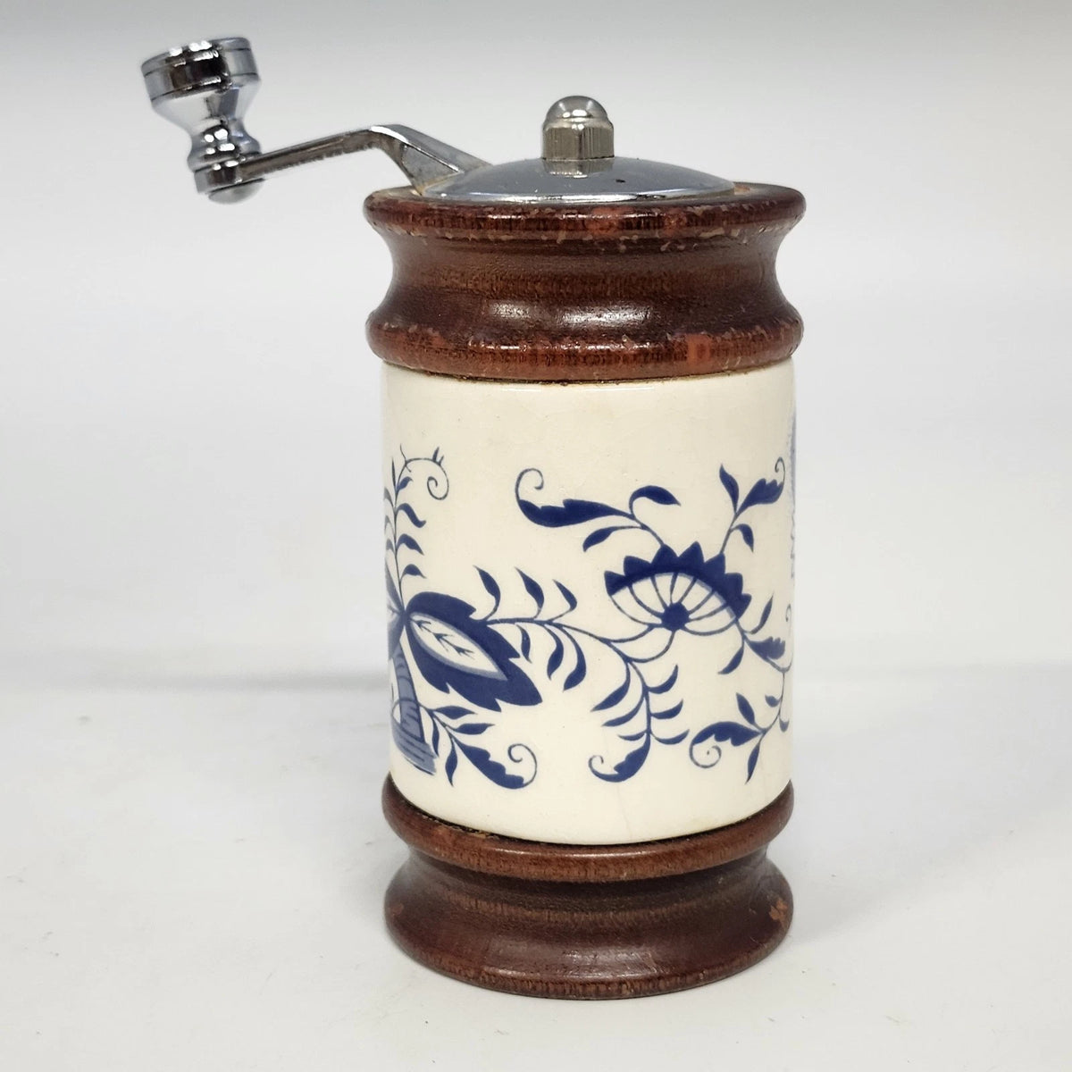 Leeds Engineering Pepper Mill Grinder Blue White Floral Wood Hand Crank 4"