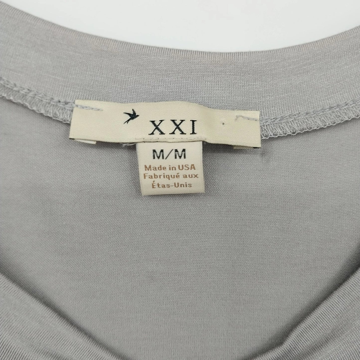 XXI Gray Rhinestone Embellished Top Women's Medium Scoop Neck Short Sleeve