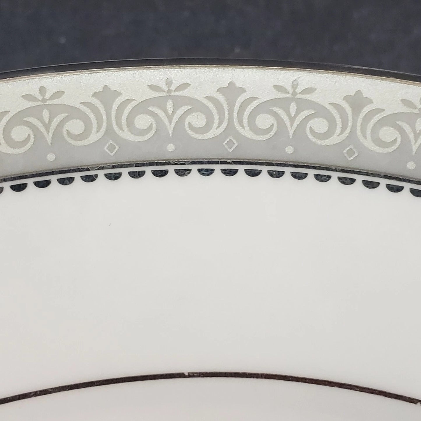 Mikasa Platinum Crown Soup Bowl L3428 Fine China 8.5" Silver Trim Vtg Thailand