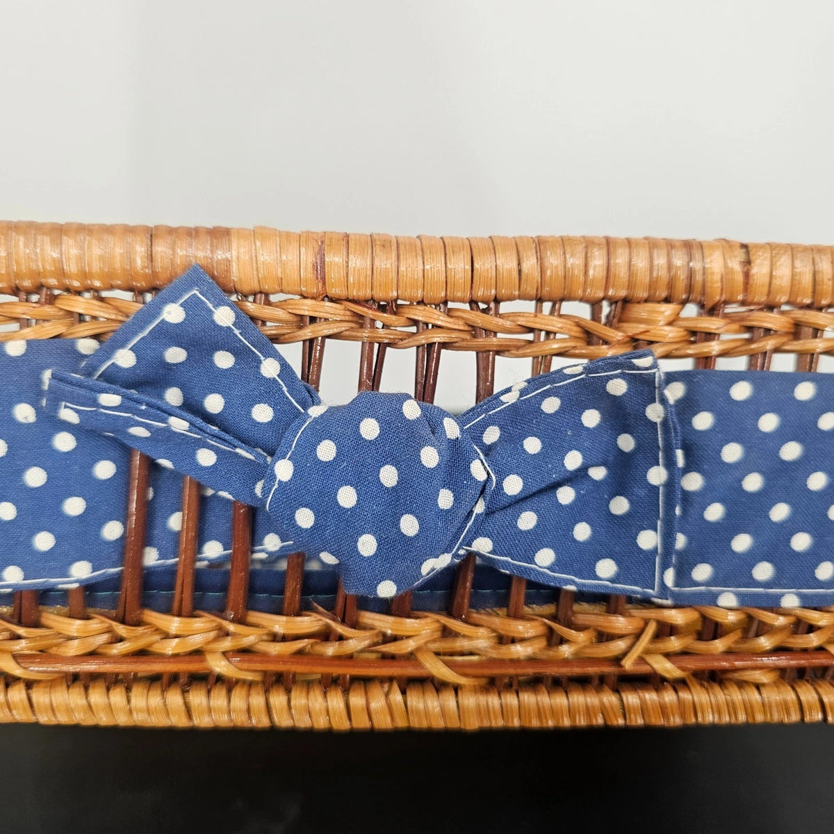 Wicker Wooden Basket Goose Liner Blue Polka Dot Country Kitchen Storage 12"