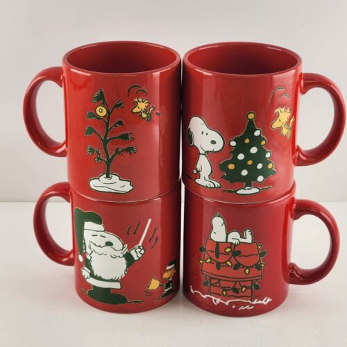 Set Of 4 Waechtersbach Peanuts Snoopy & Woodstock Red Christmas Coffee Mugs