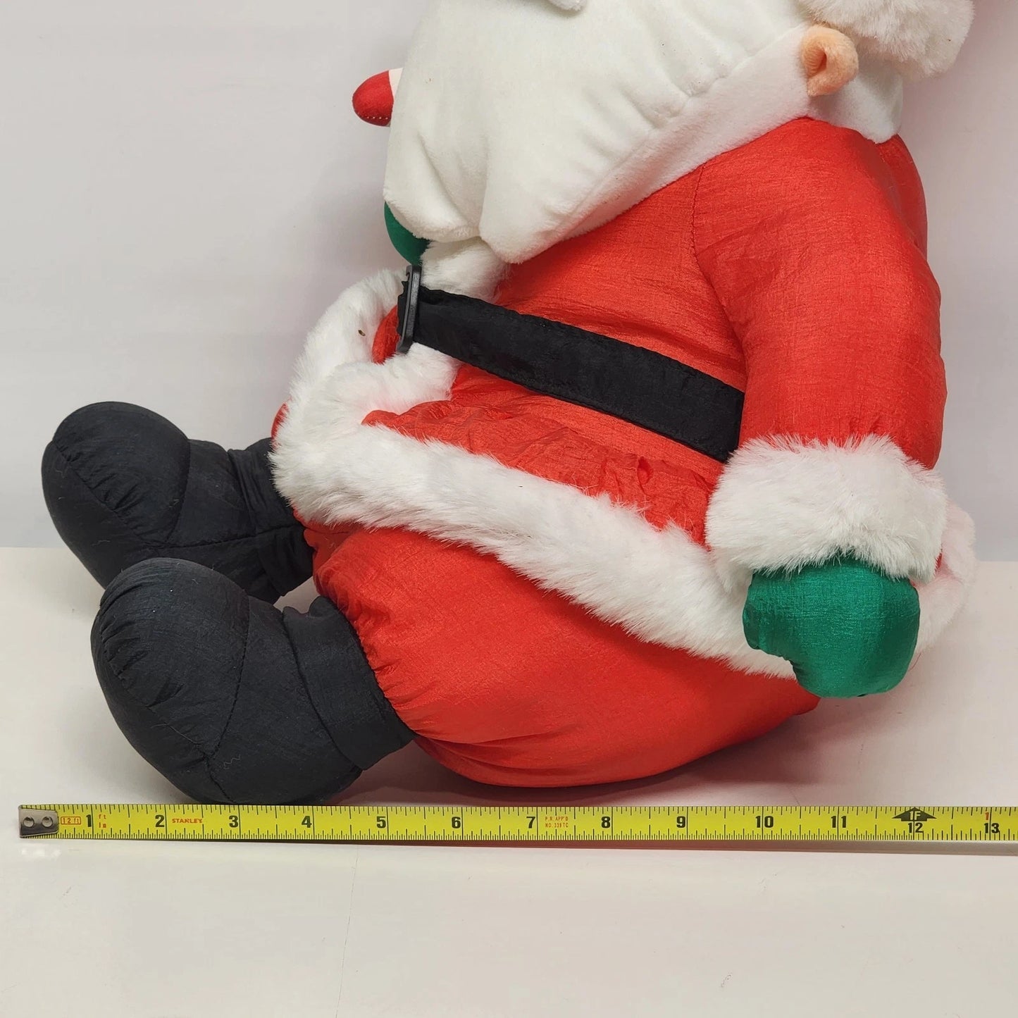 Christmas Stuffins Sitting Santa Claus Plush 15" Nylon Candy Cane 1993 Indonesia