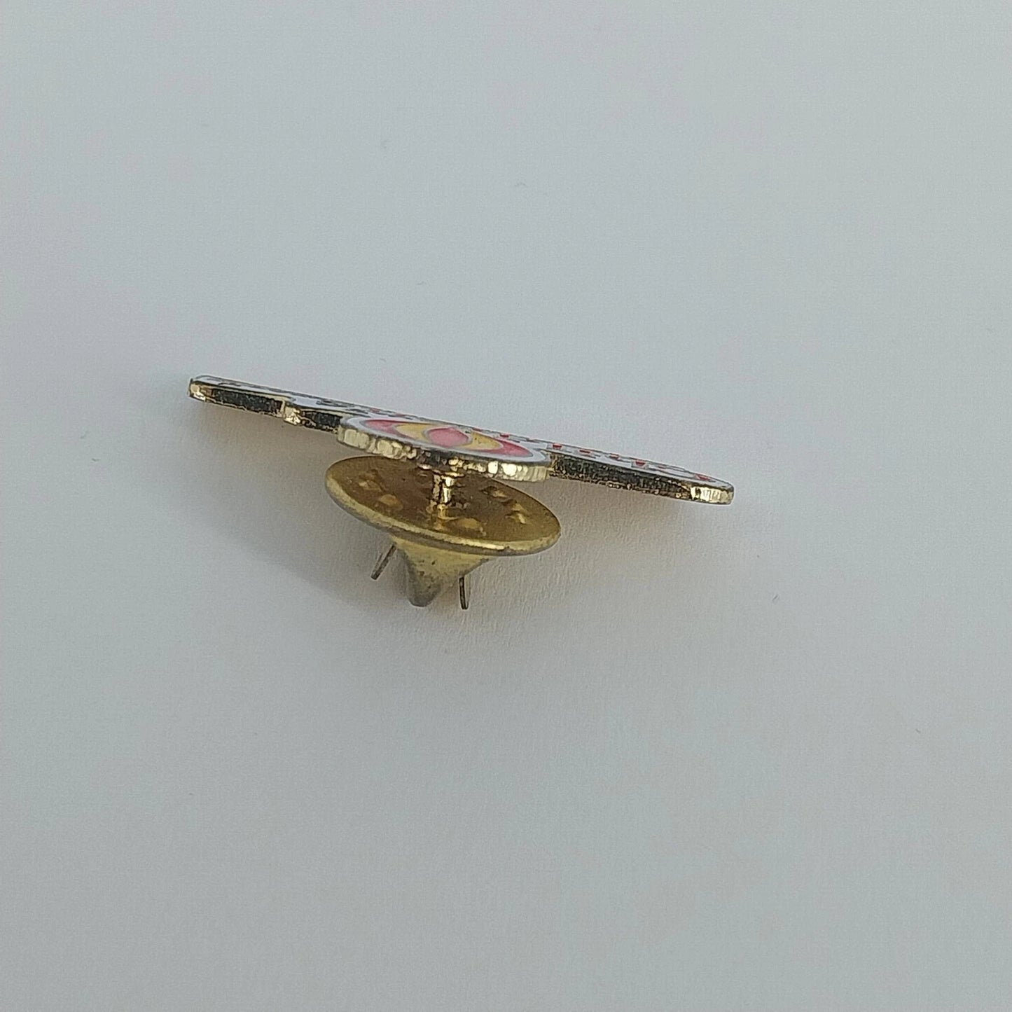 Children's Miracle Network Balloon Logo Enamel Gold Tone Lapel Pin Brooch Vintag