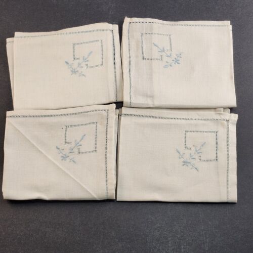 Set of Four White and Blue Linen Table Cloth Napkins Vintage 10½ W x 10½ L