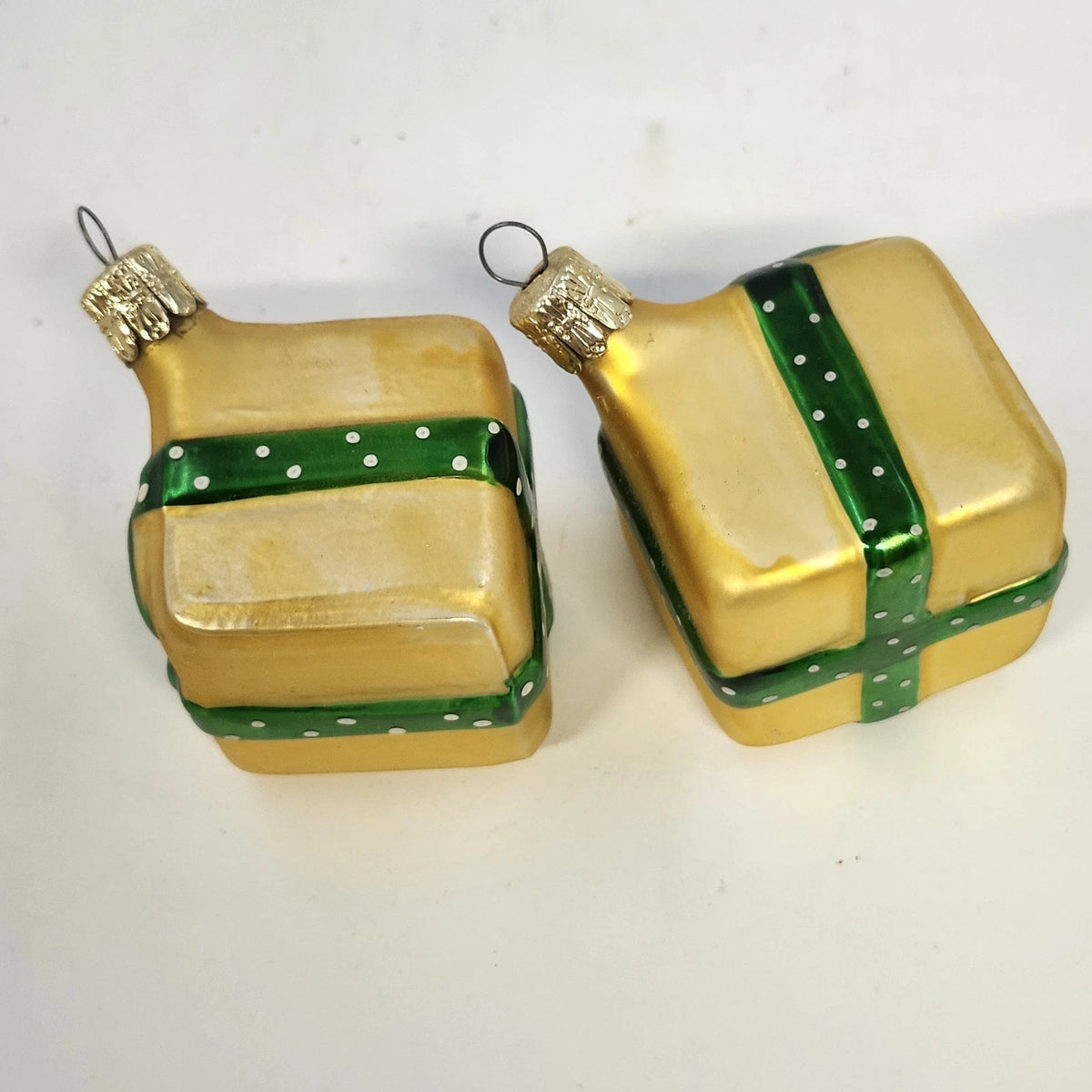 Czech Republic Glass Gift Box Christmas Hanging Ornaments Gold Green Pair 1.5"