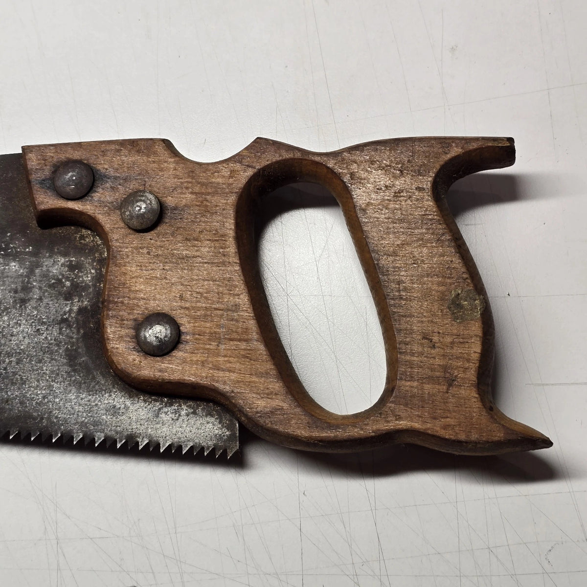 24" Hand Saw Wood Handle 3 Fastener Carpenter Woodworking Tool Vintage