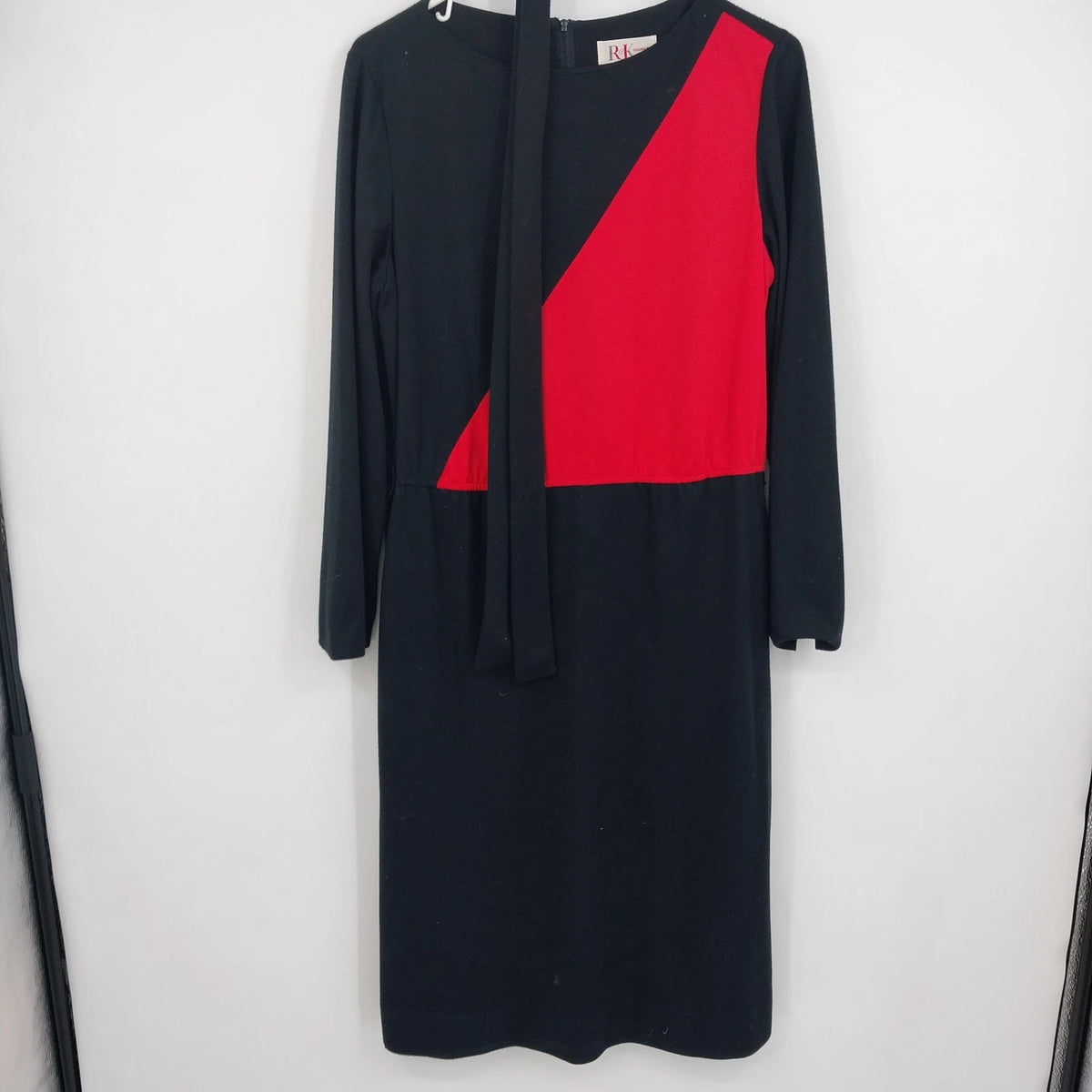 R&K Originals Midi Dress Black Red Colorblock Long Sleeve Tie Back Zip