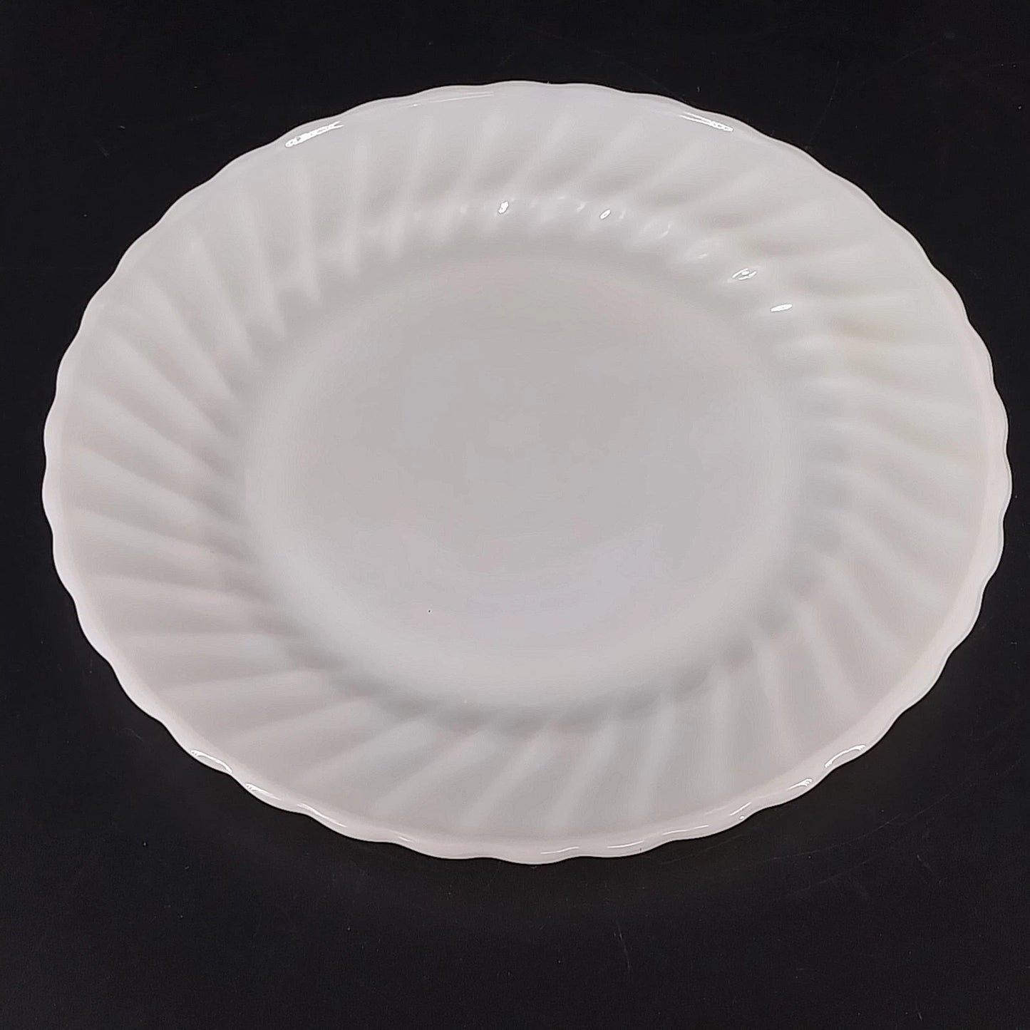 Anchor Hocking Fire King Suburbia Milk Glass Dinner Plate 10