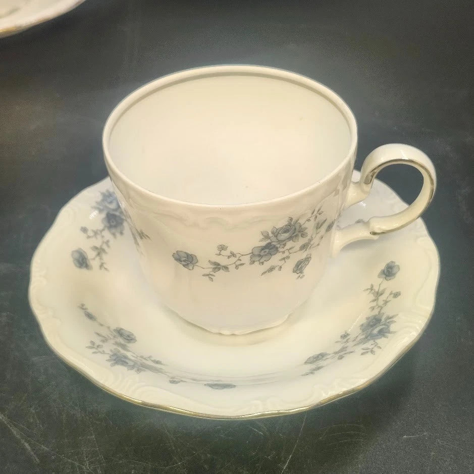 Johann Haviland 4 Cups & Saucers Set Bavaria Germany Blue Garland Floral Vintage