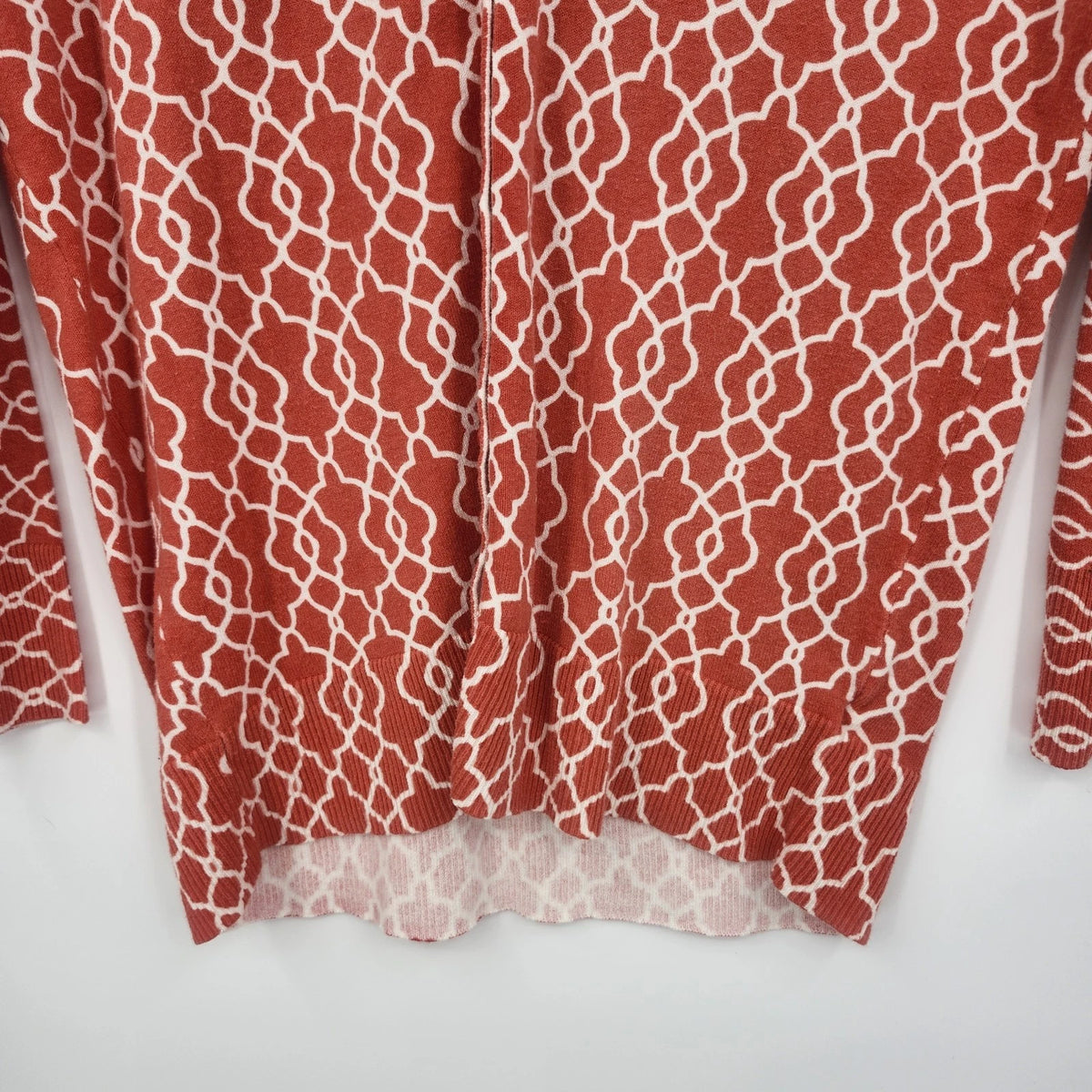 Merona Women's L/G Cardigan Top Orange Geometric Pattern Button Front V Neck