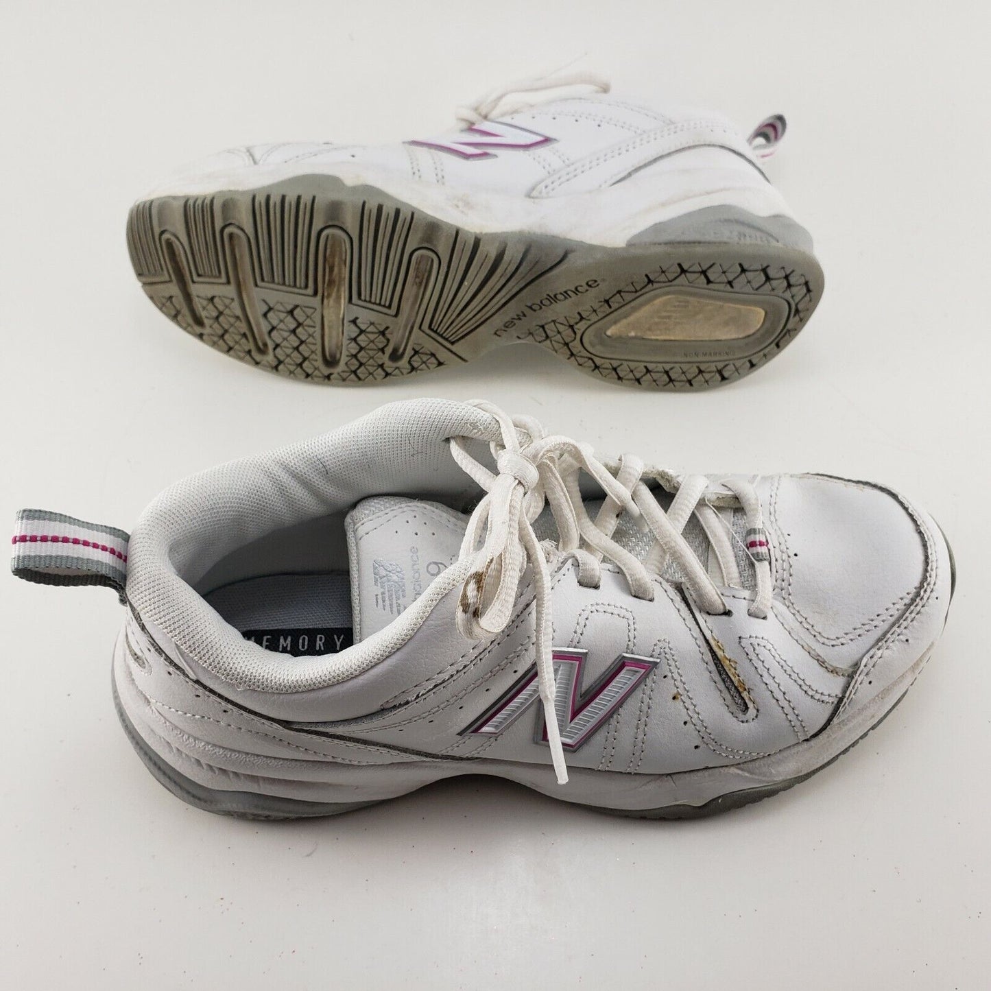NEW BALANCE 619 Women's White Athletic Walking Training Shoes WX619WP Size 6