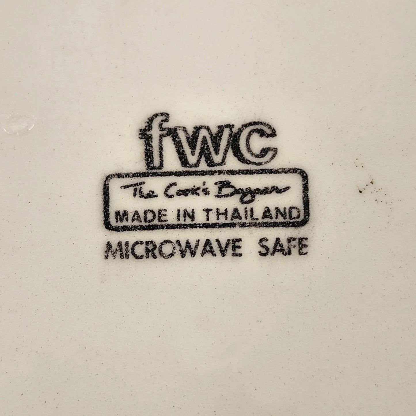 4 Soup Salad Bowls 8.25" Winter Scene Holly Mountain Lodge FWC's Cook's Bazaar