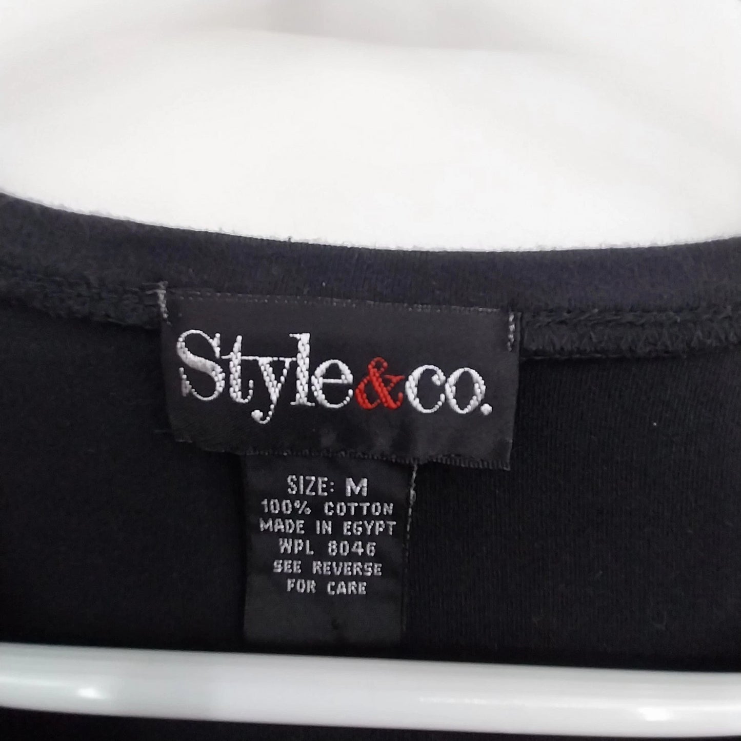 Style & Co Black T Shirt Women's Medium Short Sleeve 100% Cotton V Neck Egypt