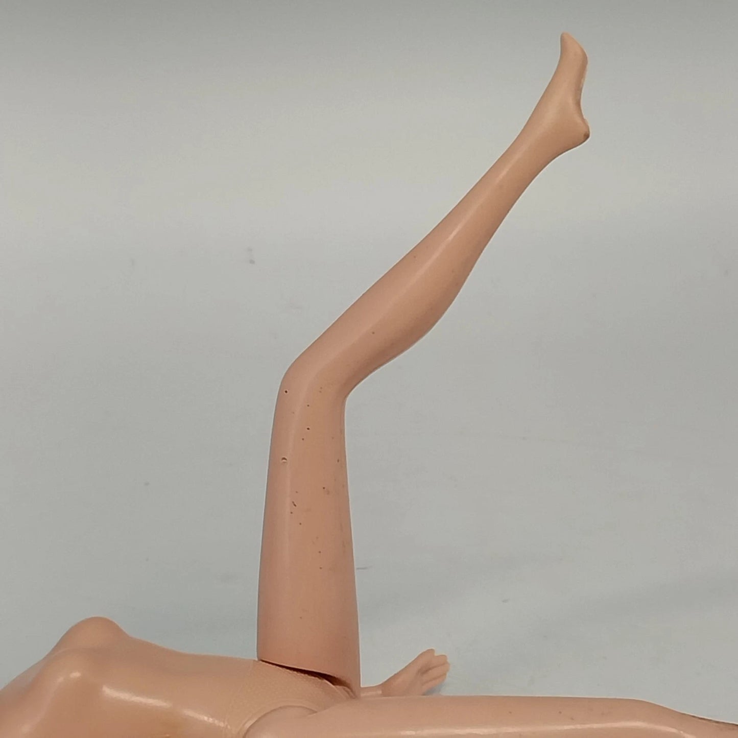 Mattel Disney Snow White Princess Doll Black Hair Bendable Knees 2006 Nude