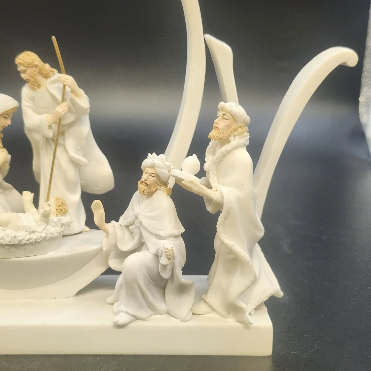 Napco Joy Nativity Musical Figurine Holy Family Wise Men Angel 9" Christmas Vtg