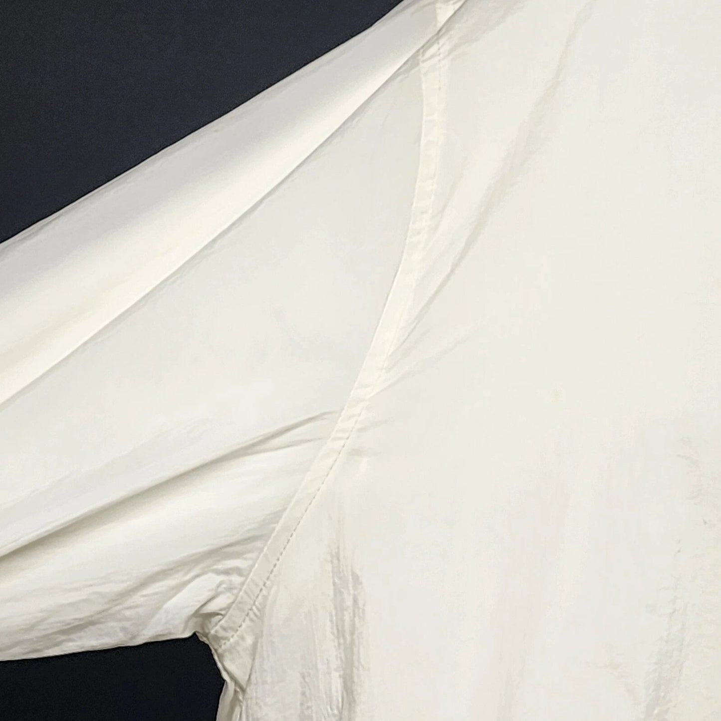 Eddie Bauer Women’s XL White Hooded Windbreaker Jacket Zip Front Lightweight