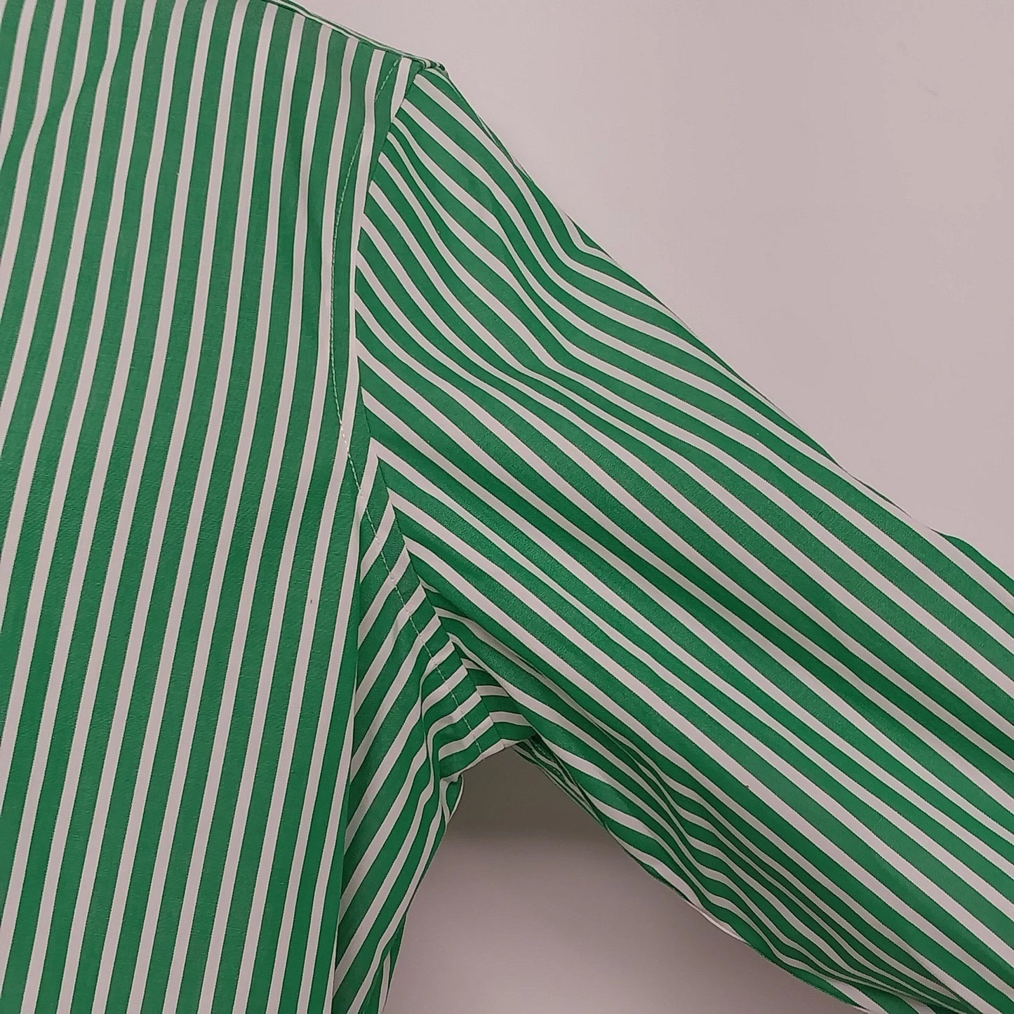 Chaps No Iron Green White Striped Button Front Shirt Women's L Red Paisley Cuffs