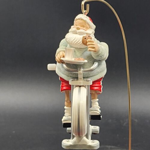 Hallmark Keepsake Christmas Ornament 2003 SNACKERSIZE Wind Up Animated No Box