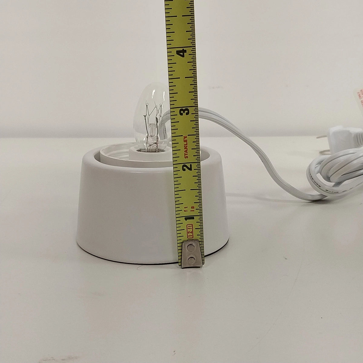 Scentsy Tabletop Base for Glass Mini Warmer 39447 White 15W Boxed New in Box