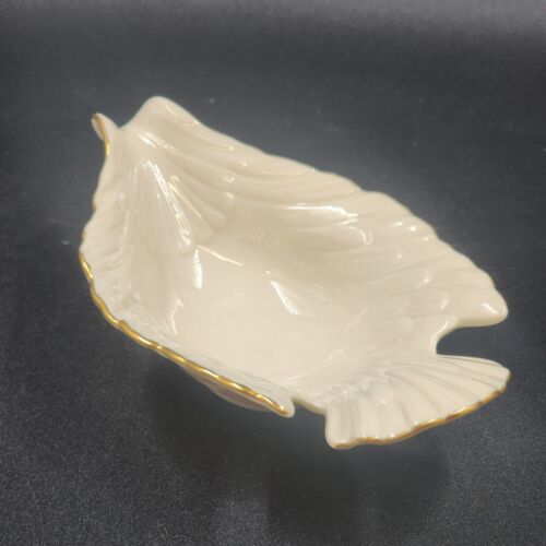 Lenox USA Dove Bird Shaped Candy Dish Cream Gold Color Trim Porcelain Nut Bowl