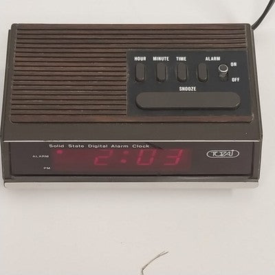 Tozai 1022 Electronic LED Alarm Clock 5.5" Red Number Vintage Tested And Working