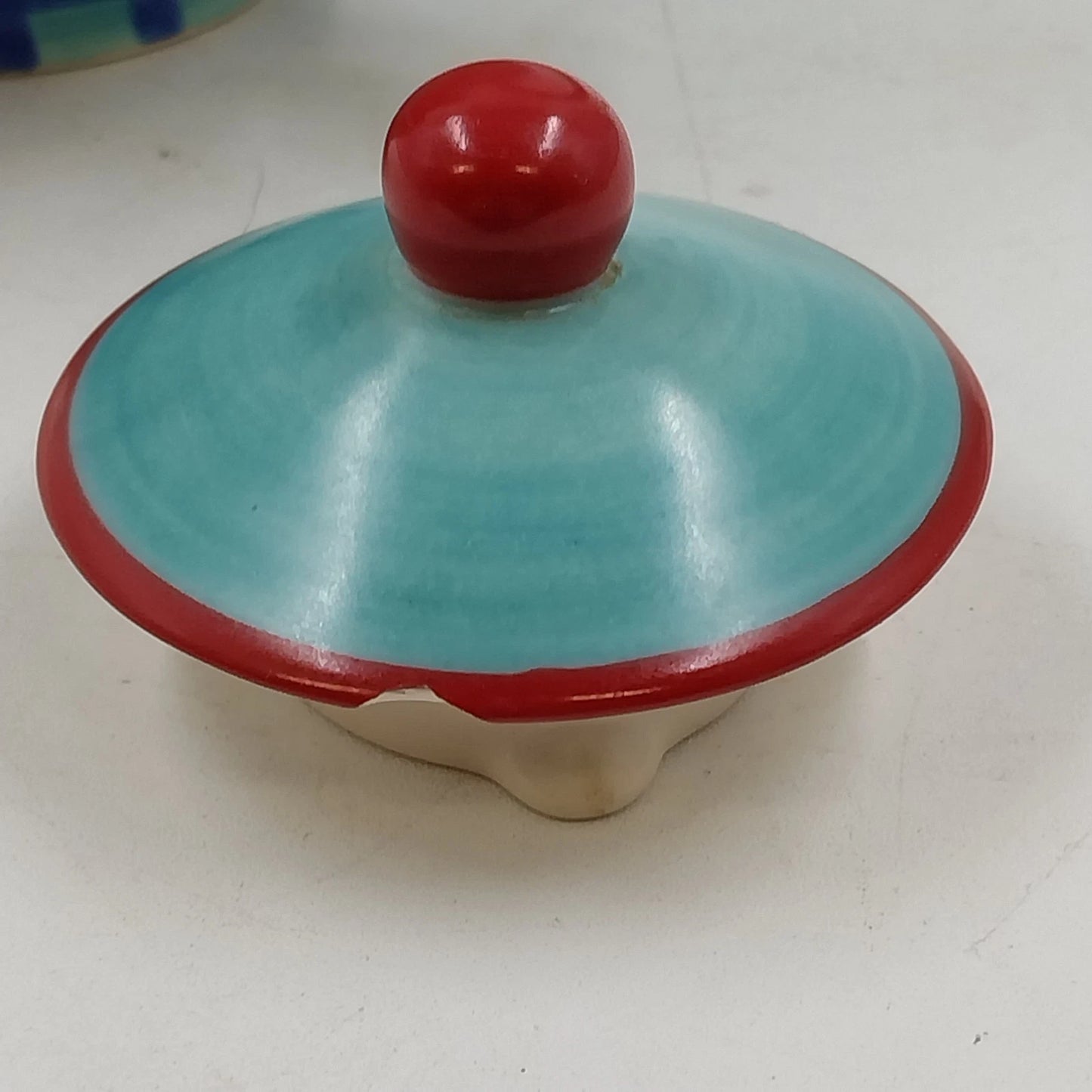 Jim Shore Teapot Candle Enesco Heartwood Creek Blue w Red Heart Ceramic Chip Lid