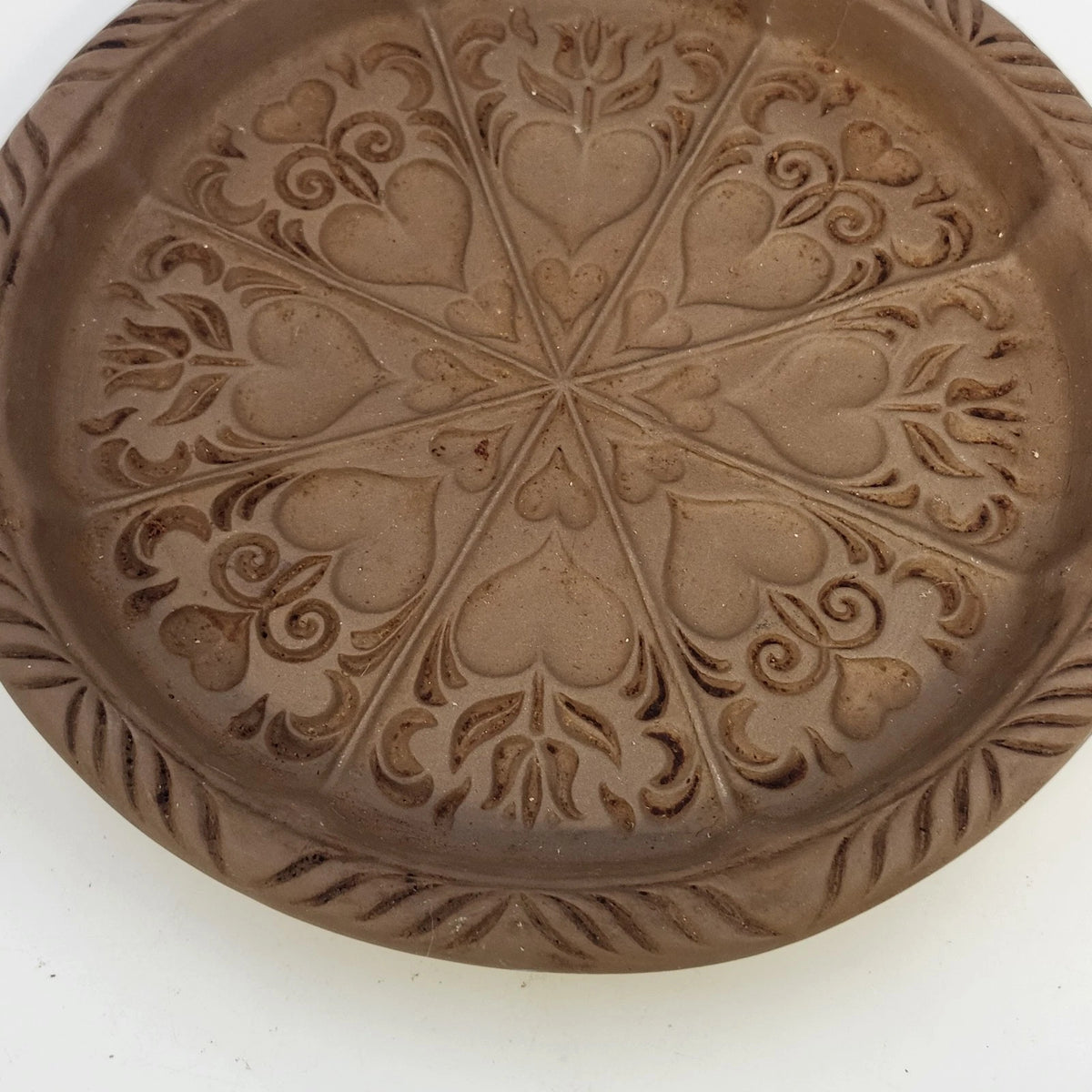 Hartstone Shortbread Cookie Mold Hearts Tulips Brown Round Stoneware 10" USA