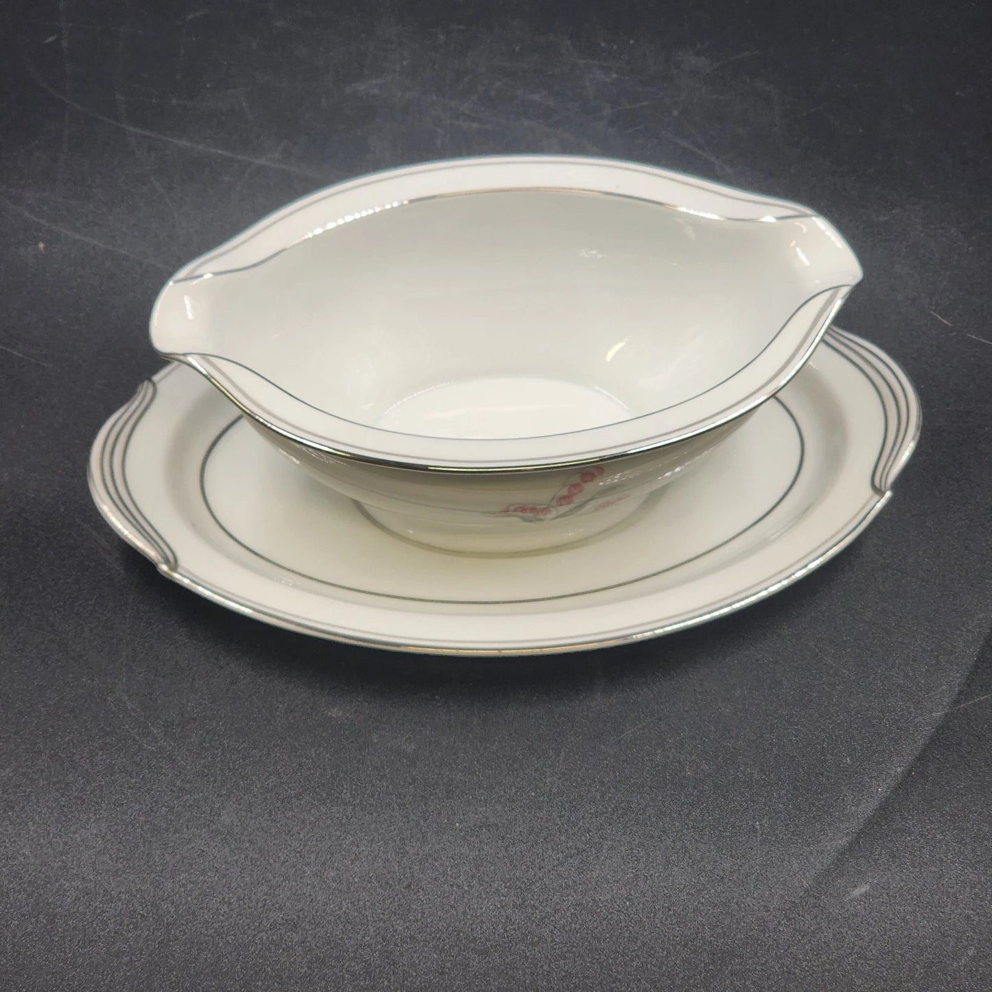 Noritake Crest 5421 Gravy Boat Attached Underplate Lily of the Valley Platinum