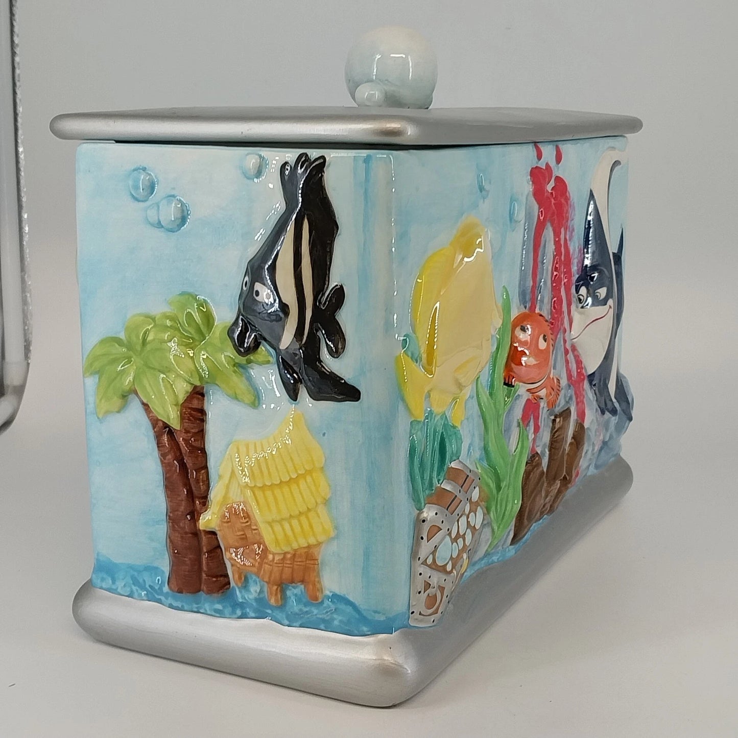 Disney Direct Finding Nemo Aquarium Ceramic Cookie Jar With Lid Pixar China