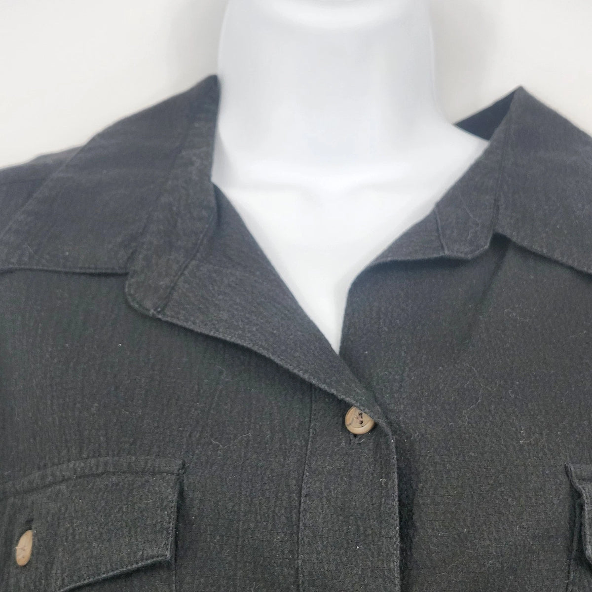 White Stag Women XL 16-18 Black Cotton Stretch Button Front Roll Tab Sleeve Top