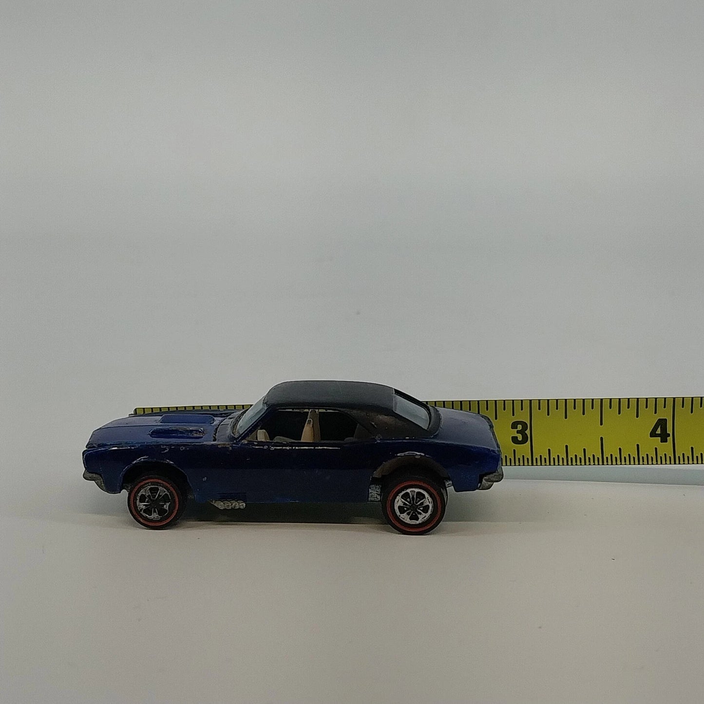 Mattel Hot Wheels Redline Custom Camaro Spectraflame Blue White Interior USA Vtg