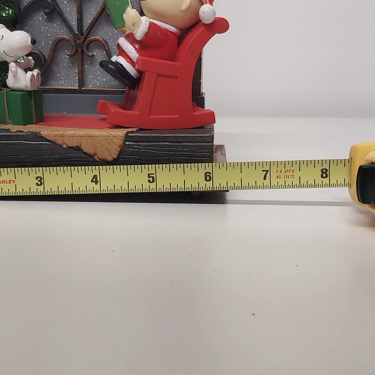 Kurt Adler Peanuts Charlie Brown Snoopy Musical Fireplace Christmas Decor Works