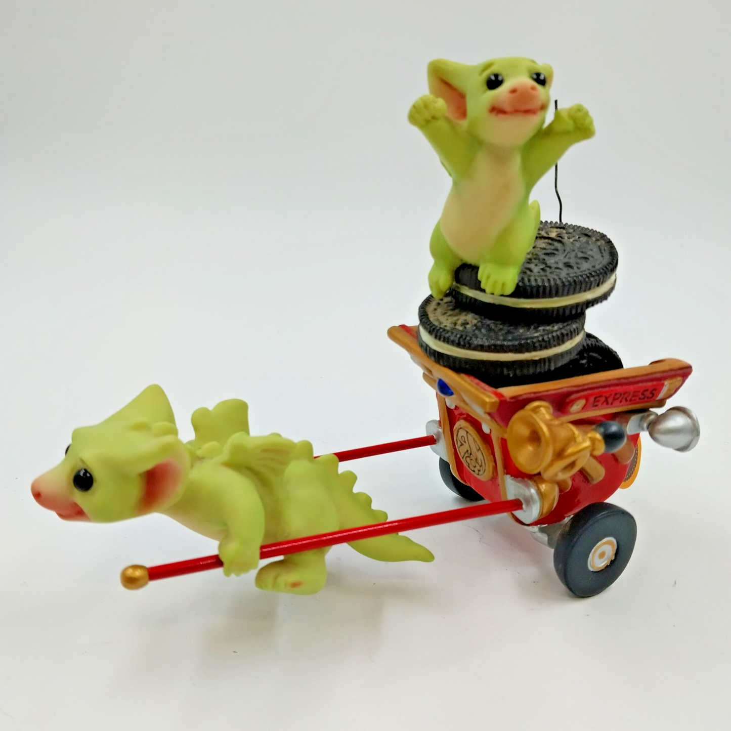 Go Go Getaway Cart Stealing Oreo Pocket Dragons Real Musgrave