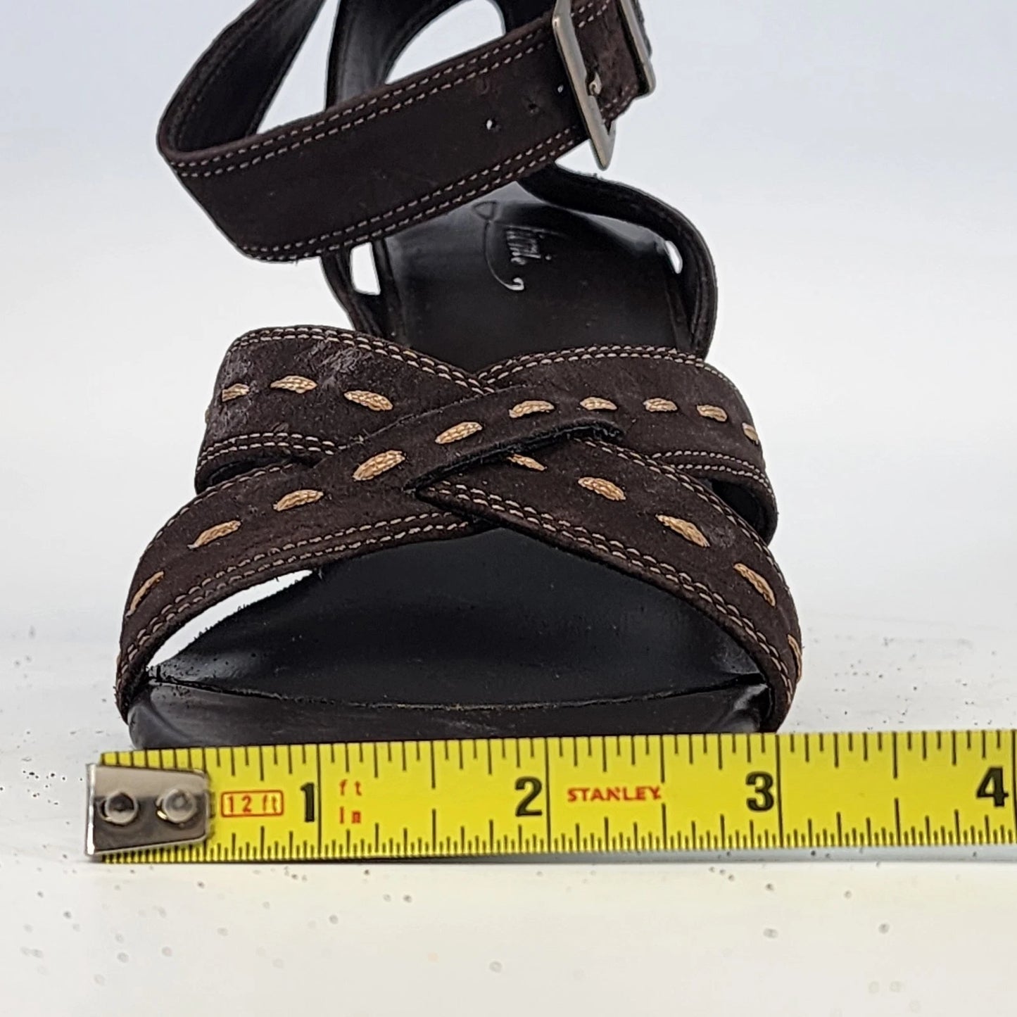 Fioni Vasper-01 Platform Heels Women 8.5 Brown Suede Crisscross Strappy Sandals