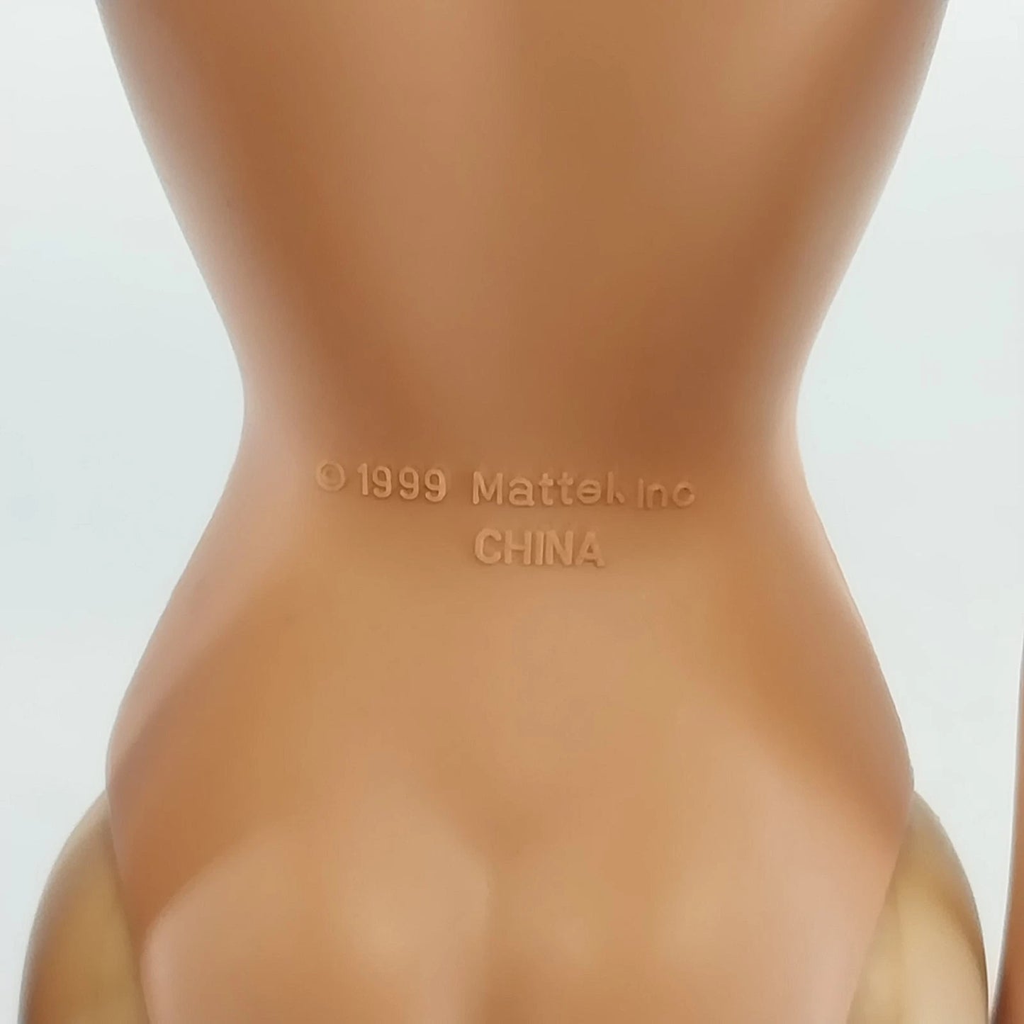 Mattel Barbie Fashion Fever Doll Blonde Blue Eyes Belly Button Nude 1991 / 1999